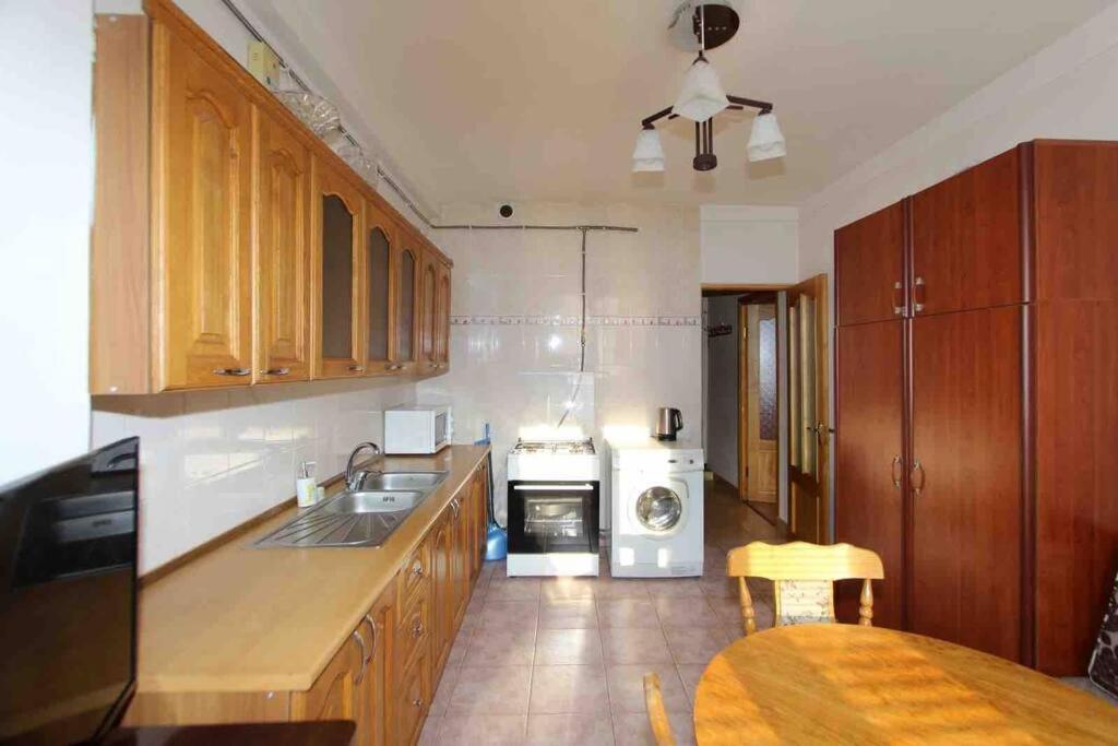 Cozy Apartment In The Center Of Jerevan Eksteriør bilde
